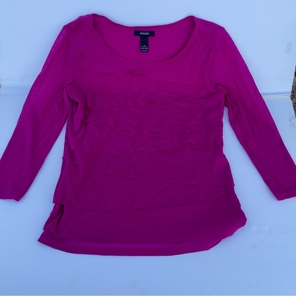 ALFANI Magenta Ruffled Blouse size small
